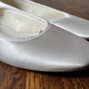 Satin flats Touch Ups
